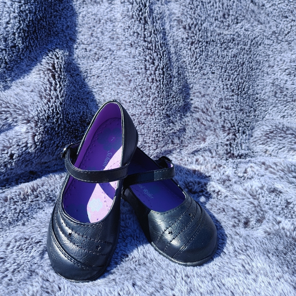 Patten leather girls shoes